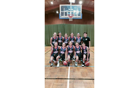 U15 F encadrant Leïla et Maxime